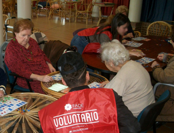 Menores atendidos en el centro educativo ‘Las Moreras’ de Murcia realizan una actividad de voluntariado intergeneracional 