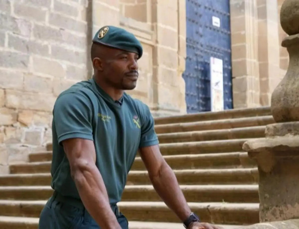 Jean Paul Ndoe Batinga, antiguo usuario del Programa ‘Labora’ de Jaén, forma parte de la 130º promoción de la Academia de Cabos y Guardias de la Guardia Civil en Baeza
