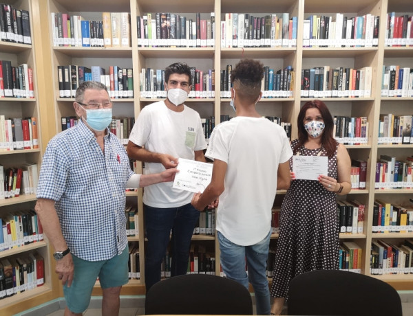 Un joven atendido en la Residencia ‘Torrent I’ gana el primer concurso de microrrelatos de la Asociación de Vecinos el Vedat