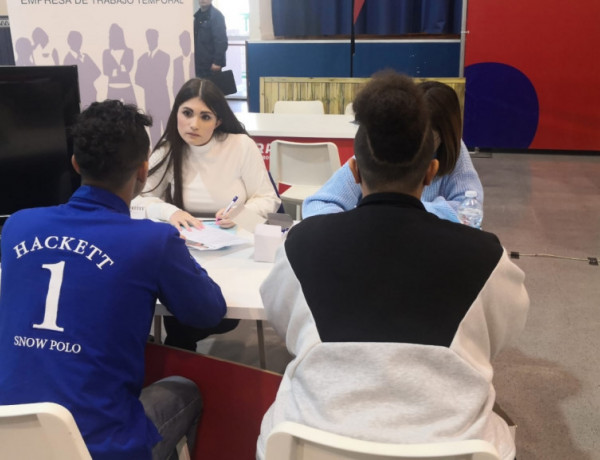 Los jóvenes atendidos en ‘Baix Maestrat’ de Vinarós (Castellón) refuerzan su proceso de inserción sociolaboral en el foro de empleo Connecta Labora Càlig. Fundación Diagrama. Comunidad Valenciana 2020.