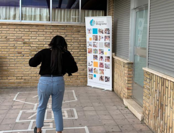 Jóvenes del centro de acogida ‘Lucentum’ de Alicante comparten una jornada de convivencia con alumnos del Colegio Salesiano Don Bosco. Fundación Diagrama. Comunidad Valenciana 2019. 