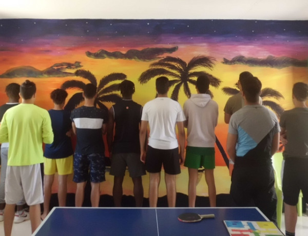 Los jóvenes atendidos en el centro educativo ‘Ciudad de Melilla’ realizan un taller de valores relacionado con la crisis del Coronavirus. Fundación Diagrama. Melilla 2020.