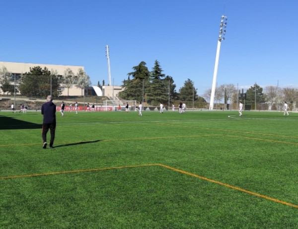 Jóvenes atendidos por Fundación Diagrama participan en un torneo de fútbol organizado por la Fundación Real Madrid en su ciudad deportiva