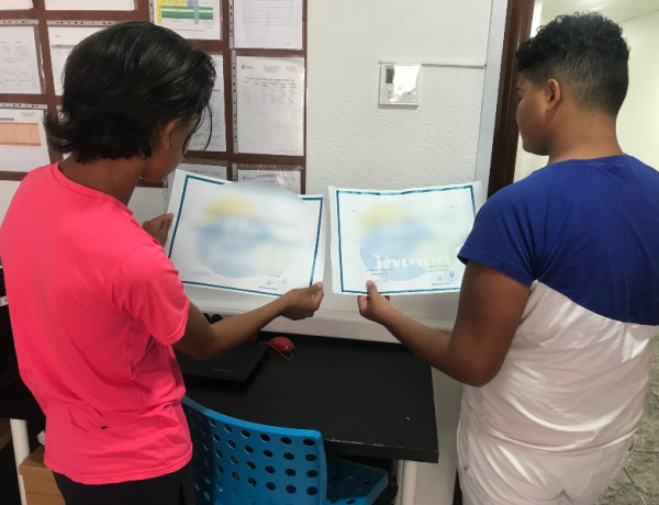 Jóvenes atendidos en el Hogar ‘La Magrana’ de Alicante finalizan con éxito un curso formativo de cocina. Fundación Diagrama. Comunidad Valenciana 2021.