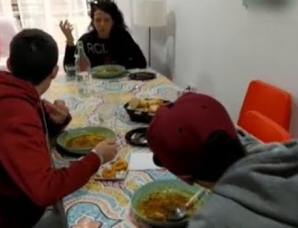 Los jóvenes atendidos en el Hogar ‘Oriola’ de Orihuela (Alicante) comparten en un vídeo su día a día en el recurso. Fundación Diagrama. Comunidad Valenciana 2020. 