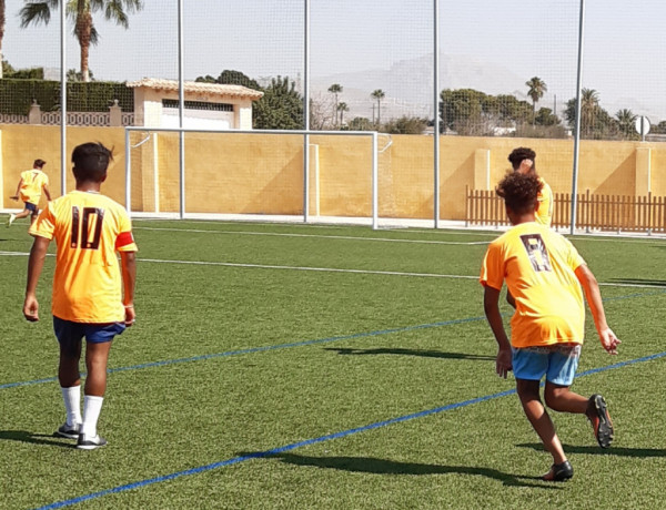 Jóvenes atendidos en ‘Lucentum’ y ‘Benalúa’ de Alicante comparten una jornada deportiva. Fundación Diagrama. Comunidad Valenciana 2020. 