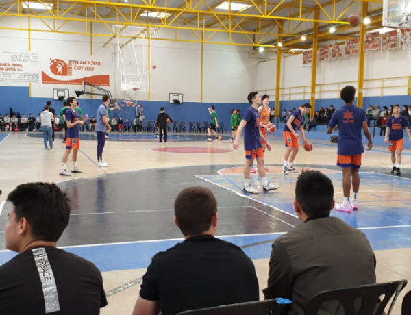 Los jóvenes atendidos en ‘Mariano Ribera’ de Burjassot (Valencia) asisten al XVII Torneig Nacional Cadet Masculí de Bàsquet del Genovés. Fundación Diagrama. Comunidad Valenciana 2020. 