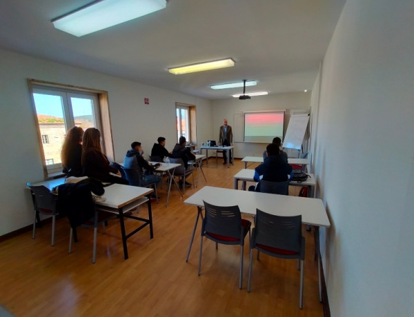 Jóvenes atendidos en el Servicio de Acogimiento ‘Villa Ana’ de Avilés (Asturias) participan en el Programa Integral de Cualificación y Empleo