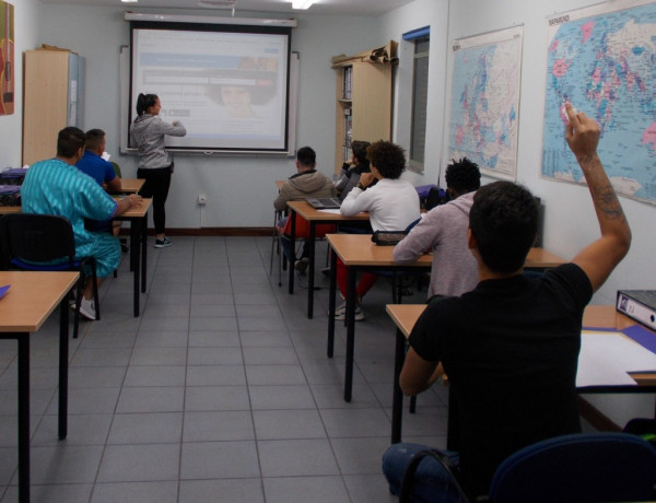 Los jóvenes atendidos en el Centro Socioeducativo Juvenil de Cantabria participan en un programa de prevención y sensibilización sobre las nuevas tecnologías. Fundación Diagrama 2018.