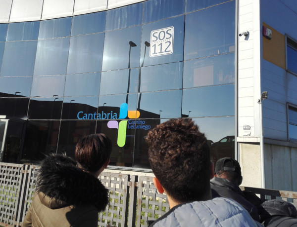 Los jóvenes del curso de Formación Profesional Básica de Cocina en Cantabria visitan las instalaciones del Servicio de Emergencias 112. Fundación Diagrama. Cantabria 2020.