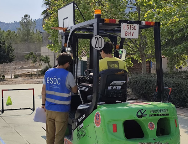 16 jóvenes de la residencia ‘La Villa’ finalizan con éxito las formaciones del Programa Talento Joven de la Cámara de Comercio de Alicante