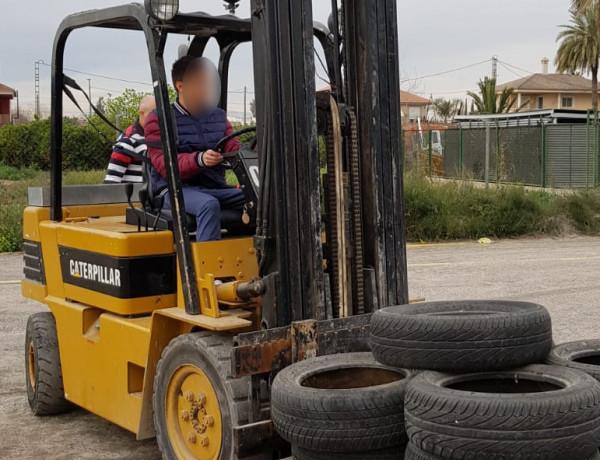 Jóvenes del programa Labor E-Job de Murcia completan su formación en los sectores de gestión de almacén y carretillero. Fundación Diagrama 2019. 