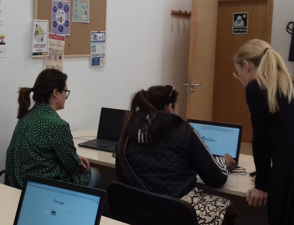 Diez jóvenes atendidos en el Programa ‘Impulso’ de Murcia participan en un taller de técnicas de búsqueda activa de empleo. Fundación Diagrama. Murcia 2019. 