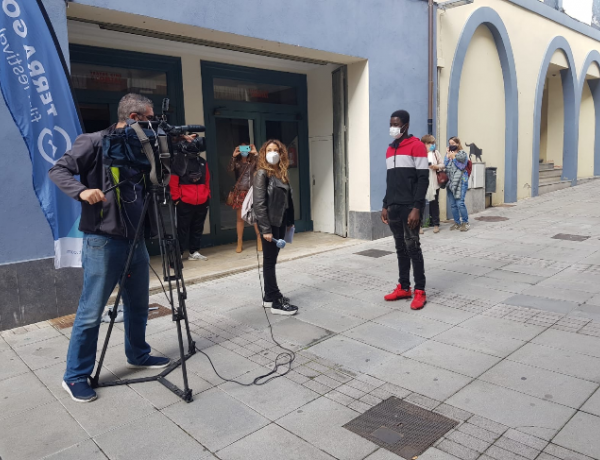Los jóvenes del servicio ‘Can Santoi’ de Molins de Rei (Barcelona) participan en una jornada cinematográfica del Terra Gollut Film Festival. Fundación Diagrama. Cataluña 2020.
