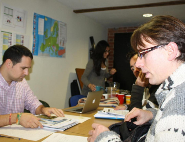 Reunión de lanzamiento del proyecto Into-Caring Europe en Kent (Reino Unido)