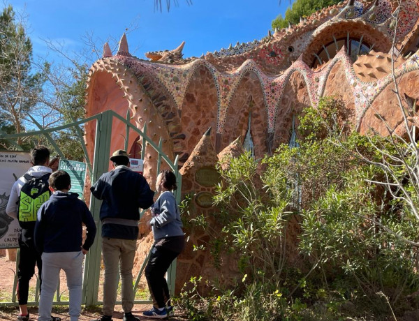 Las localidades de Gilet y Navajas son el escenario de una nueva actividad medioambiental de los jóvenes del centro ‘Mas de la Pinaeta’ de Gátova (Valencia)