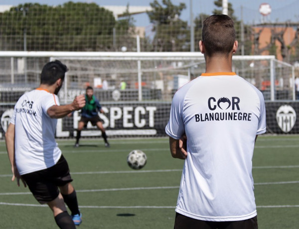 Un menor del centro de acogida ‘Anassim’ de Llanera de Ranes participa en un torneo organizado por la Fundació Valencia CF