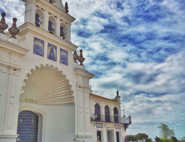 Visita al Rocío. Menores del centro 'Los Alcores' de Carmona (Sevilla). Fundación Diagrama.