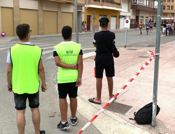 Los menores atendidos en el centro de acogida ‘Alácera’ de Caudete (Albacete) participan como voluntarios en el XXXIX Cross Antonio Amorós de la localidad. Fundación Diagrama. Castilla-La Mancha 2019.