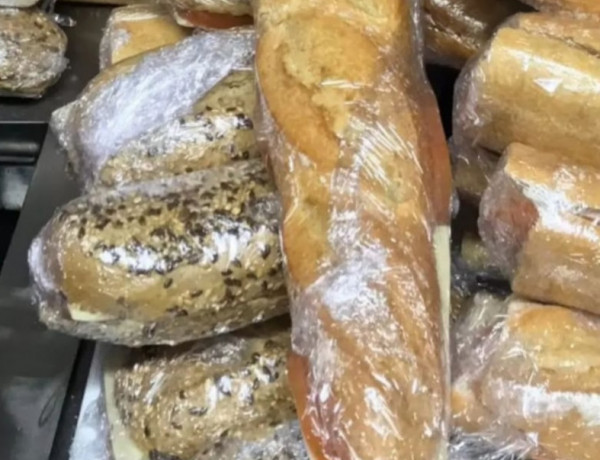 Menores atendidos en el centro de acogimiento ‘Cardones’ en Arucas (Gran Canaria) colaboran en la iniciativa ‘Bocadillos solidarios’