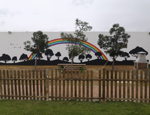 Los menores atendidos en el centro de internamiento ‘Odiel’ de Huelva elaboran un gran mural bajo el lema ‘Todo va a salir bien’. Fundación Diagrama. Andalucía 2020. 