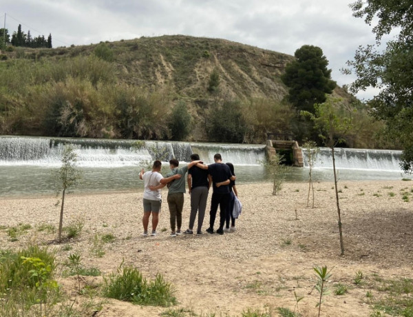 Los menores atendidos en los centros ‘Arrui’ y ‘Alea’ de Molina de Segura (Murcia) completan con éxito la ruta de las norias de la localidad de Abarán