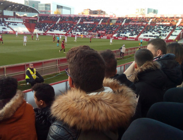 Menores atendidos en centros de Caudete (Albacete) y Villena (Alicante) asisten a un partido entre el Albacete Balompié y el C.D. Mirandés. Fundación Diagrama. Castilla-La Mancha. Comunidad Valenciana. 2019 