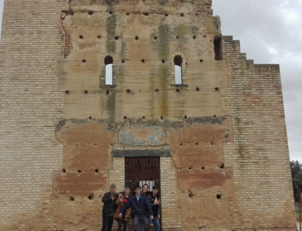 Los menores atendidos en el centro ‘Odiel’ de Huelva asisten a la Feria Medieval de San Bartolomé de la Torre. Andalucía. Fundación Diagrama 2018. 