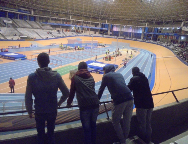 Menores atendidos en el centro ‘La Pobla’ asisten al Gran Premio de Atletismo en Pista Cubierta ‘Ciudad de Valencia 2018’. Fundación Diagrama. Comunidad Valenciana 2018.