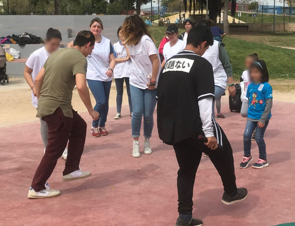 Los menores del centro ‘Pi i Margall’ de Burjassot conmemoran el Día Mundial de la Concienciación sobre el Autismo. Comunidad Valenciana. Fundación Diagrama 2018. 