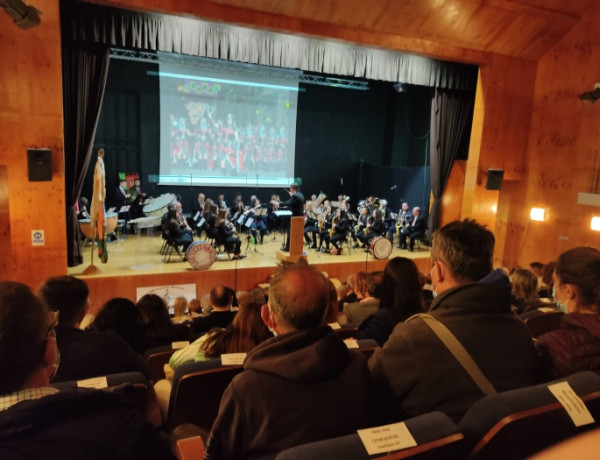 Las personas atendidas en el Centro para la Atención de la Enfermedad Mental ‘Altavida’ (Abanilla) disfrutan del II Festival ‘Abanilla Tradición y Cultura’. Fundación Diagrama. Murcia 2022