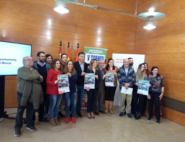 Las personas atendidas en el centro de día ‘Heliotropos’ participan en el V Torneo de Fútbol en Red por la Inclusión. Fundación Diagrama. Murcia 2019.