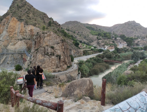 Las personas jóvenes atendidas en el hogar ‘Las Palmeras’ de Murcia descubren el patrimonio natural del Valle de Ricote
