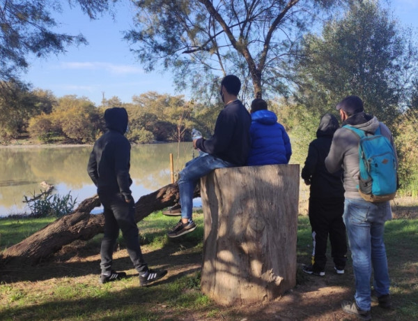 Las personas menores atendidas en el centro ‘El Limonar’ de Alcalá de Guadaíra (Sevilla) realizan una serie de actividades sobre el ciclo del agua.