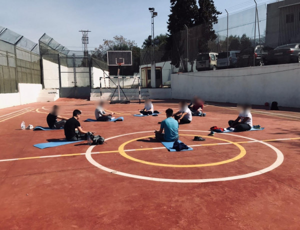 Las personas menores atendidas en el centro ‘El Limonar’ de Alcalá de Guadaíra (Sevilla) participan en un taller de autoconocimiento personal