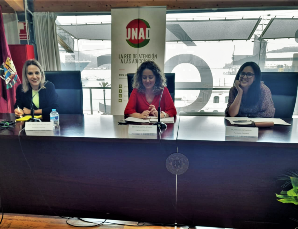 Profesionales del Programa ‘Alcanza’ participan en el seminario de la UNAD ‘Intervención en las adicciones: Una cuestión de género’