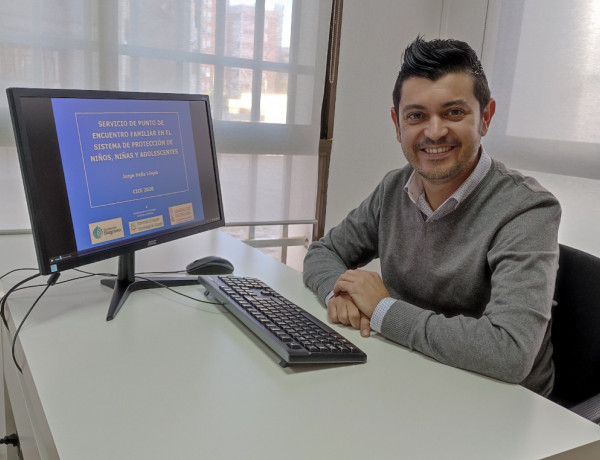 Un profesional de Fundación Diagrama lleva a cabo una ponencia en el VI Congreso Internacional en Contextos Psicológicos, Educativos y de la Salud
