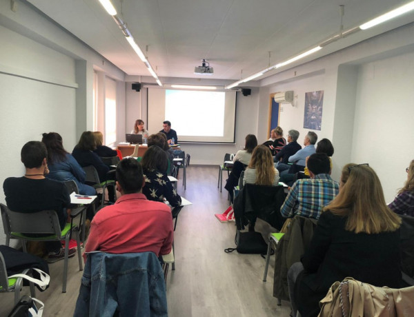 Profesionales del centro ‘La Cañada’ de Fernán Caballero (Ciudad Real) participan en un curso formativo de intervención terapéutica. Fundación Diagrama. Castilla-La Mancha 2019. 