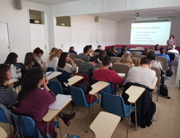 Profesionales de Fundación Diagrama en Castilla-La Mancha asisten al curso formativo ‘Trayectorias delictivas en jóvenes desde una perspectiva de género. 2020