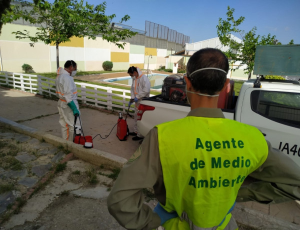 Profesionales del Plan INFOCA realizan labores de desinfección en el centro de internamiento ‘Las Lagunillas’ de Jaén. Fundación Diagrama. Andalucía 2020. 