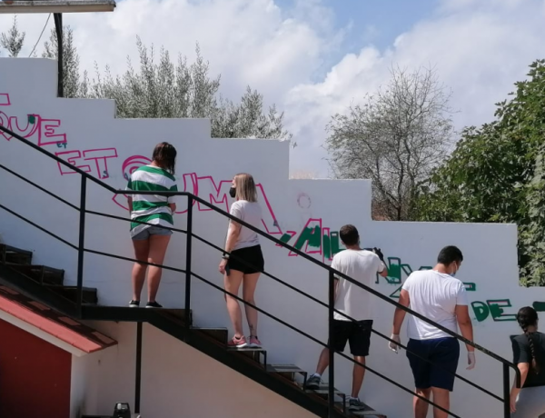 La residencia ‘Anassim’ de Llanera de Ranes (Valencia) cuenta con un nuevo grafiti decorativo elaborado por las personas jóvenes atendidas en el recurso