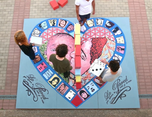 La residencia ‘Pi Gros’ de Castellón de la Plana acoge un taller de sensibilización sobre personas refugiadas del artista Jean Claude Cubino. Fundación Diagrama. Comunidad Valenciana 2022