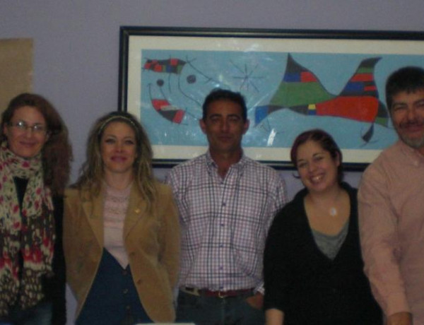 Familias participantes en el Proyecto Senda de Fundación Diagrama visitan el Centro ‘Medina Azahara’ de Córdoba