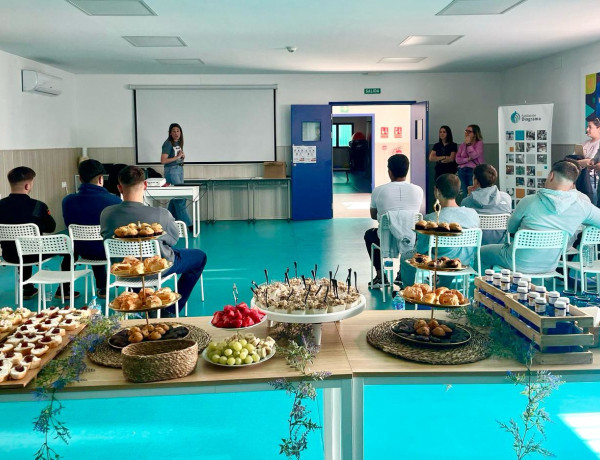 El taller de nutrición y vida saludable ‘Come bien, vive bien’ consigue una gran participación de los jóvenes del centro ‘Odiel’ (Huelva)