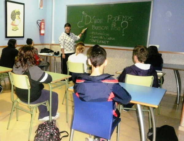 El Centro de Acogida ‘Sant Sebastià’ de Vinaròs (Castellón) comienza a impartir un taller de emancipación para los menores atendidos