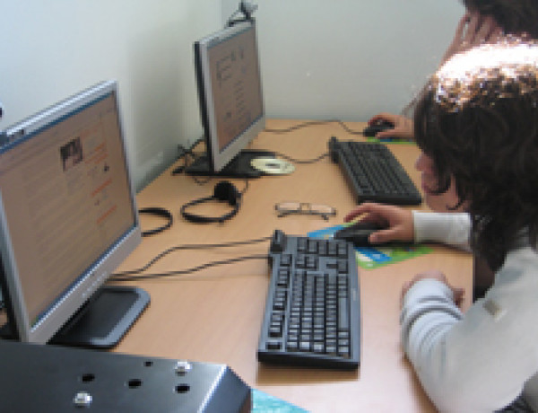 El Gobierno de Cantabria garantiza el acceso a la sociedad de la información a los menores en situación de exclusión, instalando un telecentro en el Centro Socioeducativo Juvenil de Cantabria