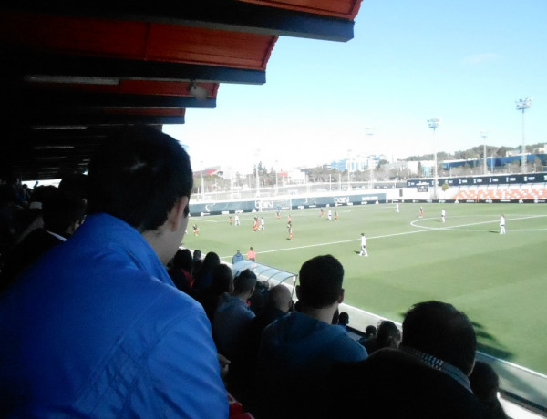 Jóvenes del centro ‘Campanar’. Partido Liga Fútbol Femenino.Fundación Diagrama.