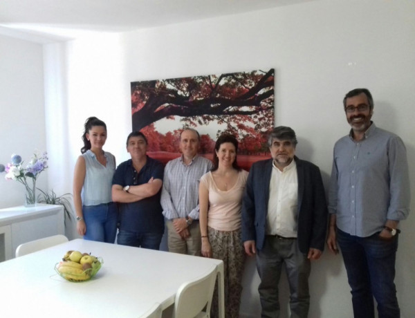 Visita de autoridades de la consejería de Bienestar Social. Hogar de convivencia de Toledo. Fundación Diagrama.