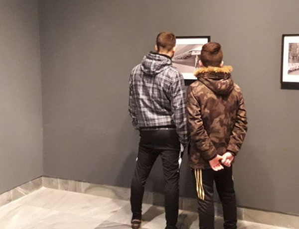Los menores atendidos en el centro ‘Odiel’ de Huelva visitan el museo de la localidad y el dolmen de Soto en Trigueros. Fundación Diagrama. Andalucía 2018. 