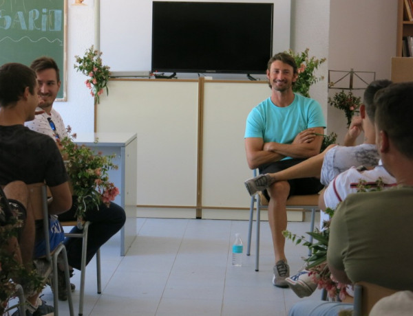 Los jóvenes de ‘La Villa’ de Villena (Alicante) reciben la visita del tenista Juan Carlos Ferrero en el XX aniversario del centro. Fundación Diagrama. Comunidad Valenciana 2018.